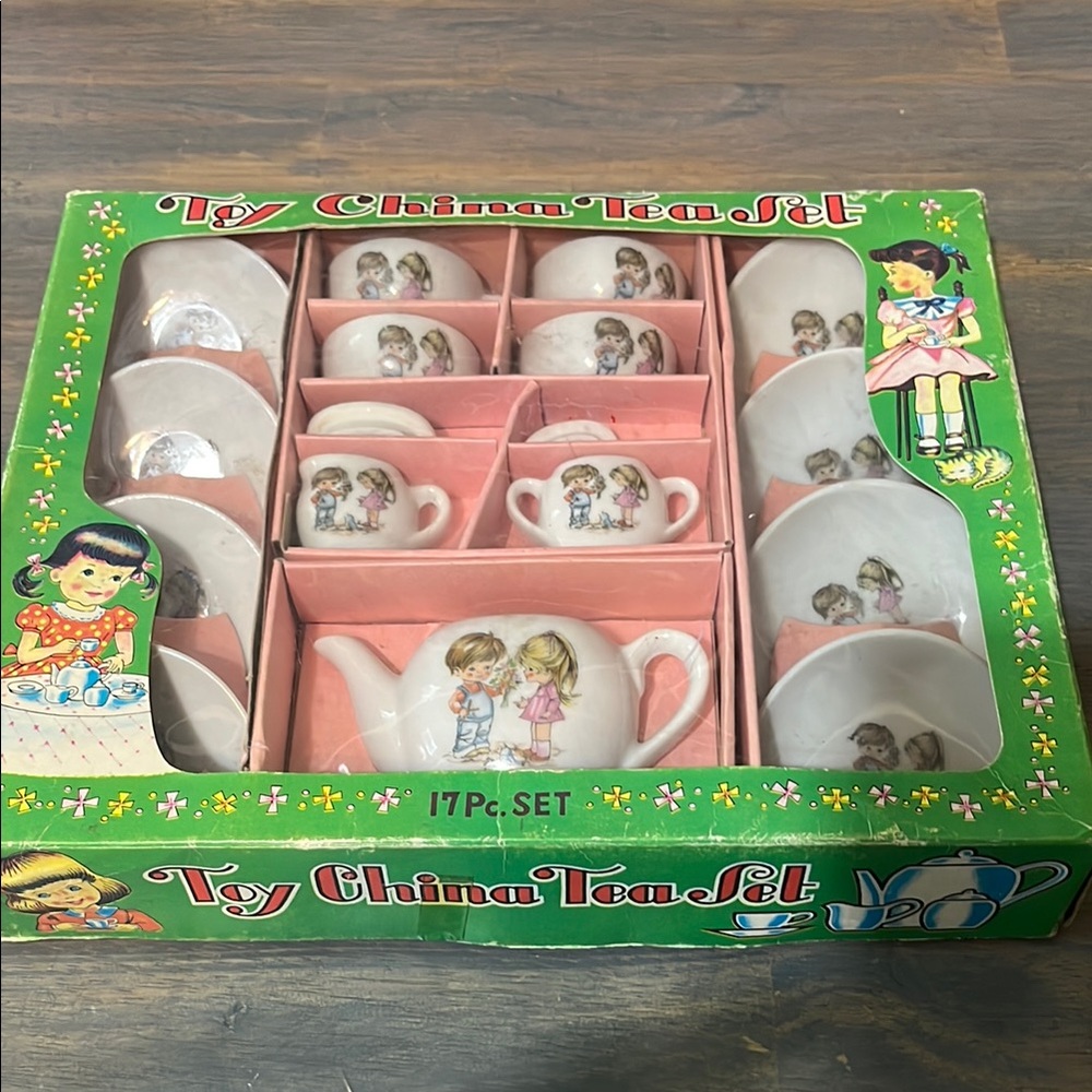 VINTAGE TOY CHINA TEA SET IN BOX JAPAN Worcester